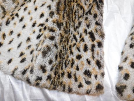 Pekny kožušinovy leo prehož, xxxl