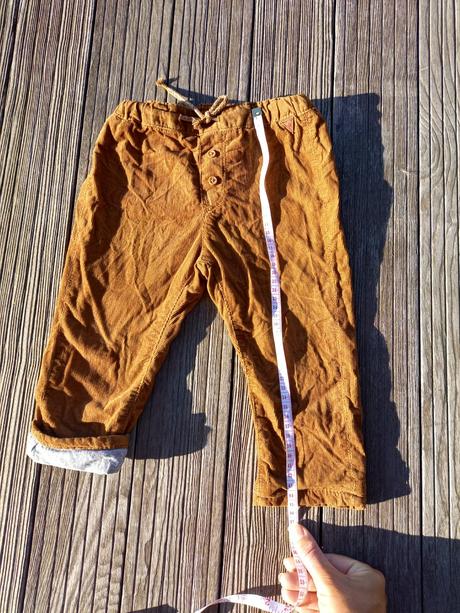 Menčestrove nohavice, h&m,86