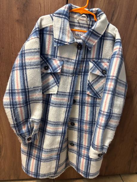 Kozusinovy kabát +jeden grátis, gate,140