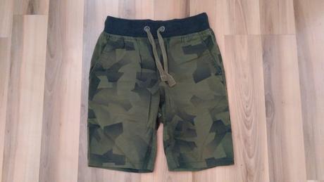 Zelené kraťasy, 128-134, takko,128