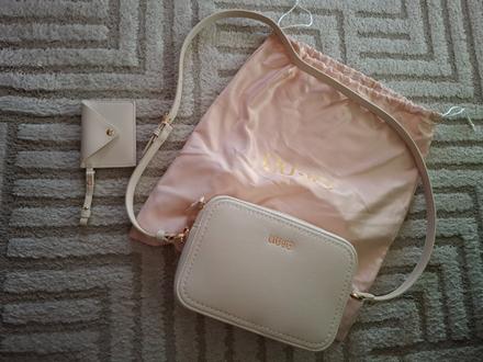 Kabelka lui jo, liu jo