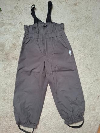 Nohavice do dažďa, 98