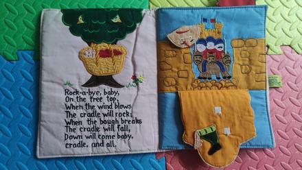 Interaktívna látková kniha 28x22 cm,