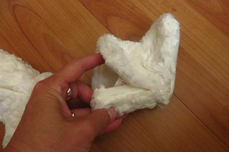 Biele capačky do kočíka-veľ. 17-celk. dĺžka 11,5cm, <17