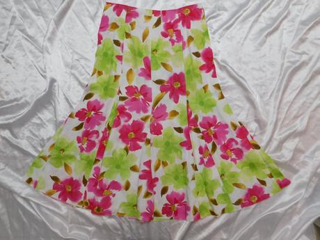 Luxusna lanova letna sukna, 38