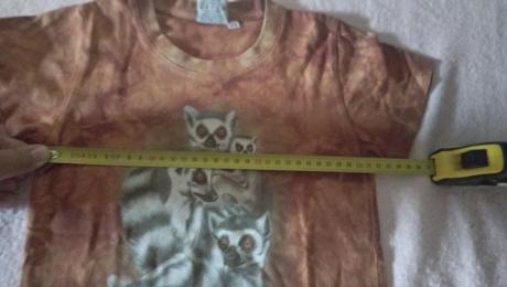 Tričko s lemurmi, 104