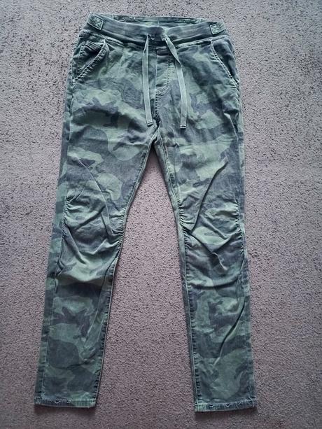 Dámske maskáčové nohavice veľ. l, l