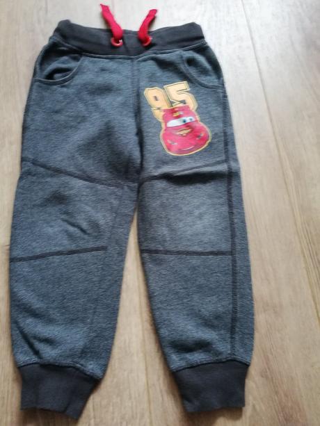 Tepláky, disney,104