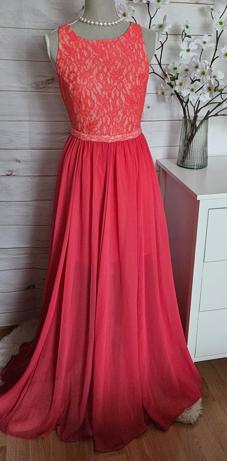 Krásne lahulinké šaty koton, 38