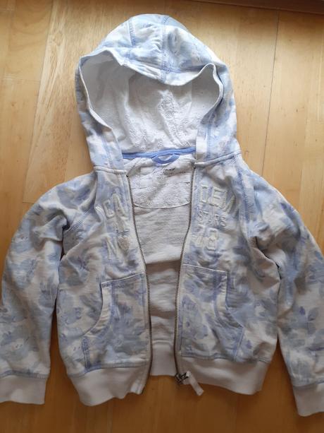 Mikina next, pridávam aj blúzku h&m, next,122