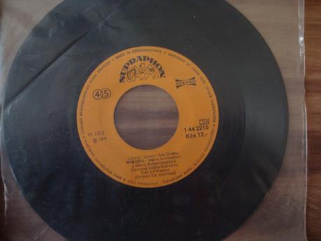 Predám platne od slovenských a českých interprétov, 