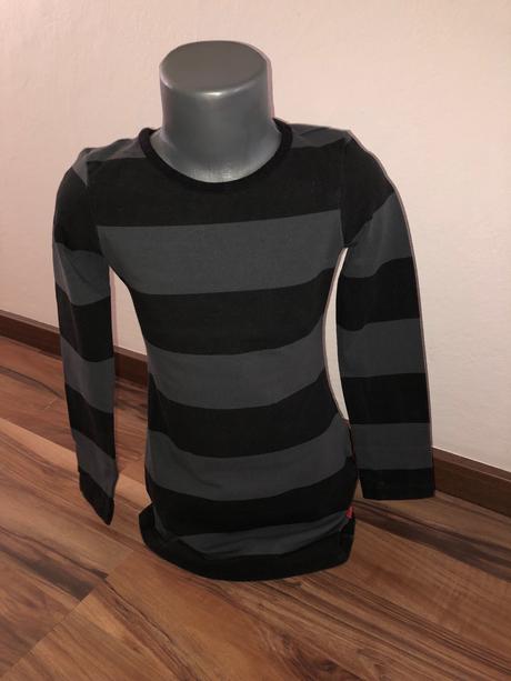 1x oblečené predĺžené tričko 128/134, colours of the world,128