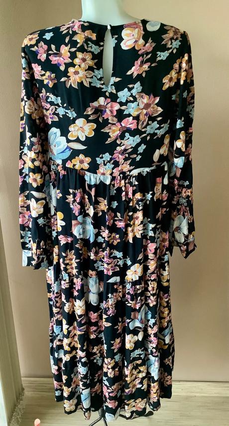 Krasne romanticke šaty, s / xs