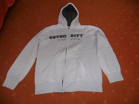 Dievčenský sveter, 152