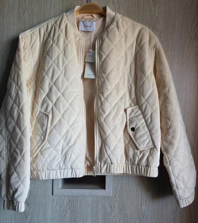 Menžestrová bombera, reserved,164