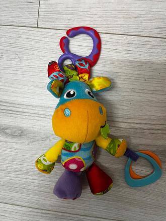 Playgro - závesná žirafa s hryzátkami, 