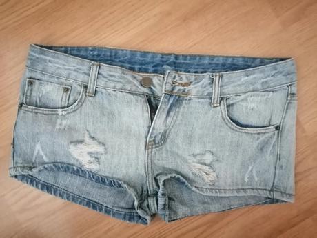 Dámske šortky, 40