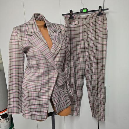 Nohavicovy oblek, sinsay,xs