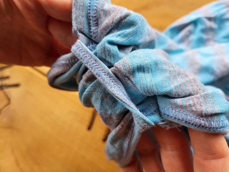 Predám zaujímavé tričko značky amnesia, s