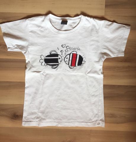 Biele tričko s rybami z chorvátska, 116