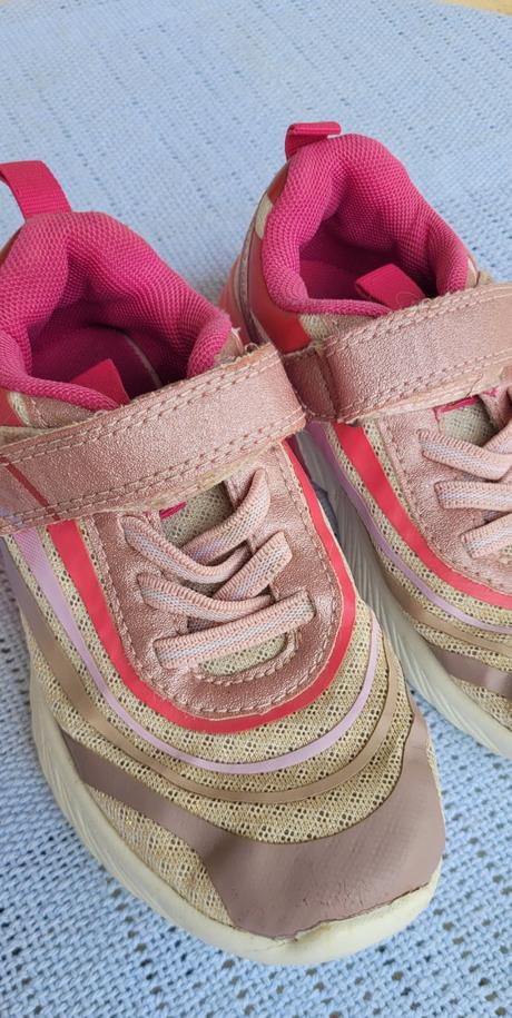 Svietiace tenisky, lupilu,28