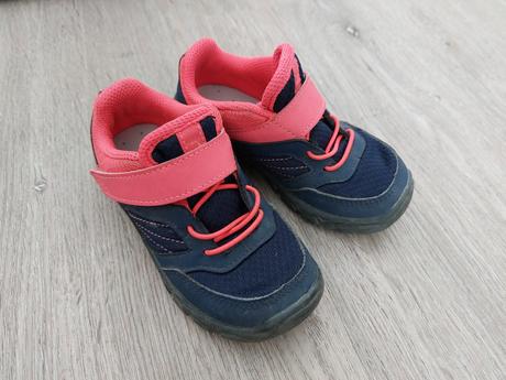 Turisticke topanky, 25