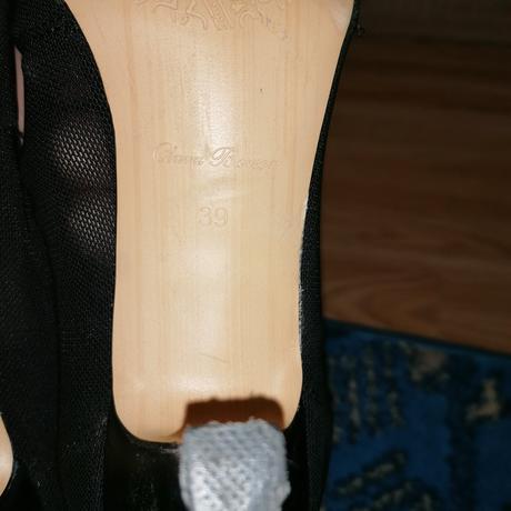 Lodičky, clara barson,39