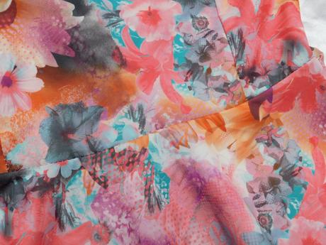 Pekna trendy bluzka, 36