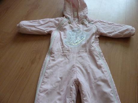 Dievčenská kombinézka, 80