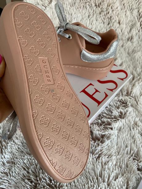 Guess tenisky, guess,40