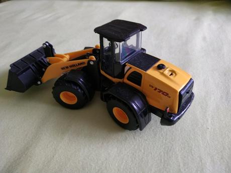 Nakladač new holland, 