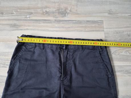 Zara krásne šortky, zara,152