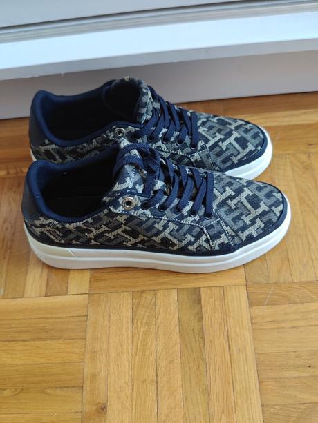 Tommy hilfiger monogram moderné, kvalitné tenisky, tommy hilfiger,39