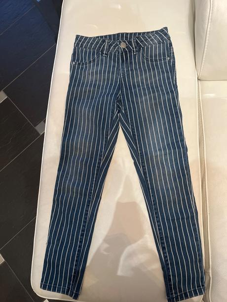 Pasikavé elastické rifle, c&a,134