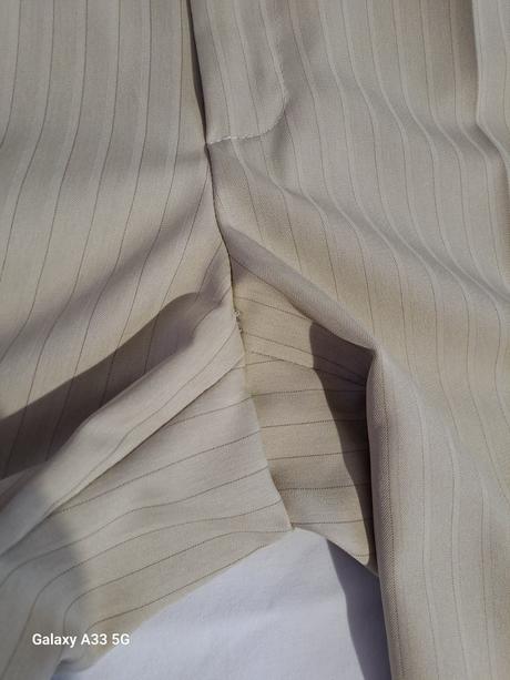 Oblek s dvoma vestami č.56, 56