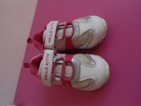 Tenisky hello kitty uk6 sanrio -, 22