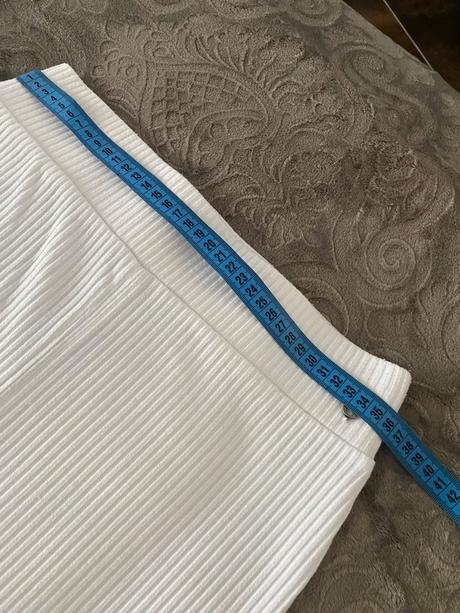 Guess úžasná sukňa s pc 89 e, guess,s