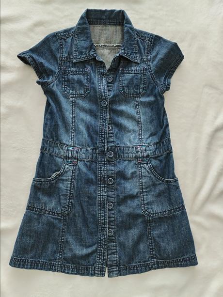 Riflové šaty na gombíky, 122