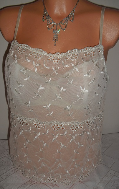 Elegantna kosielka, l