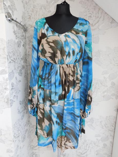 Luxusne velmi pekne šaty, 40