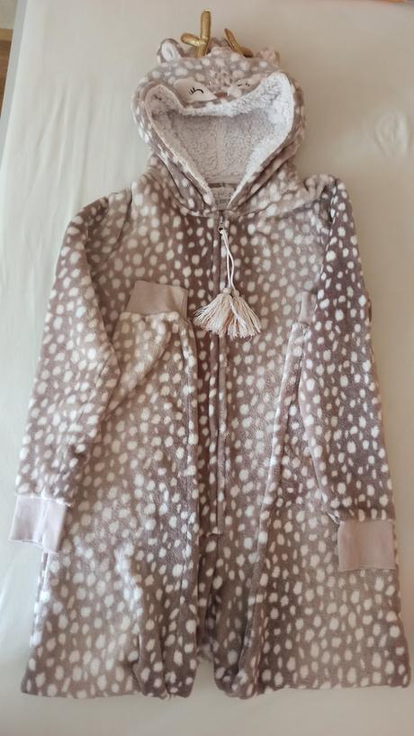 Kostým/ pyžamo srnka, 