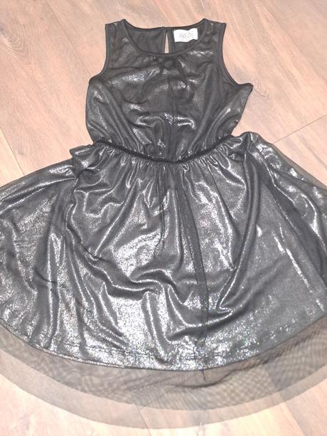 Prekrásne šatočky, 134