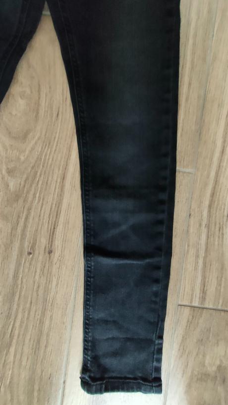 Riflové nohavice, lindex,146