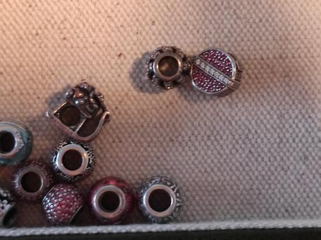 Vianočná pandora, pandora