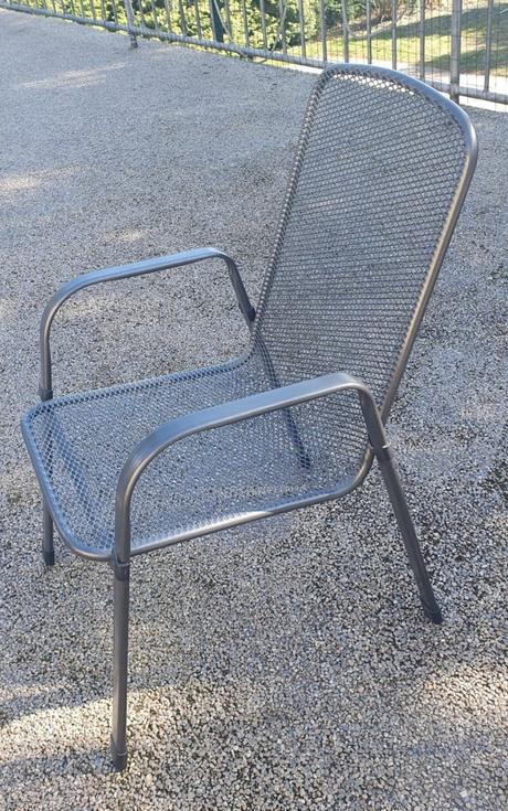 Stoličky na záhradu, 