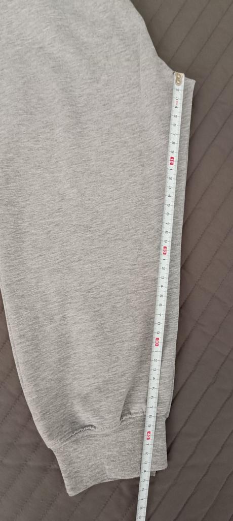 Teplaky capri 152 sive, 152