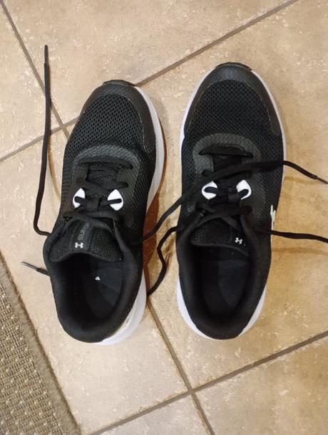 Tenisky under armour, under armour,37