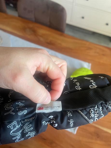 Zimné rukavice velkost 8-9 ako nové, lewro