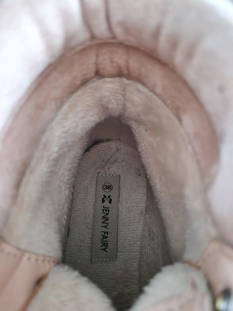 Kotníkové topánky, 38