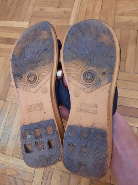 Dámske šľapky, 39